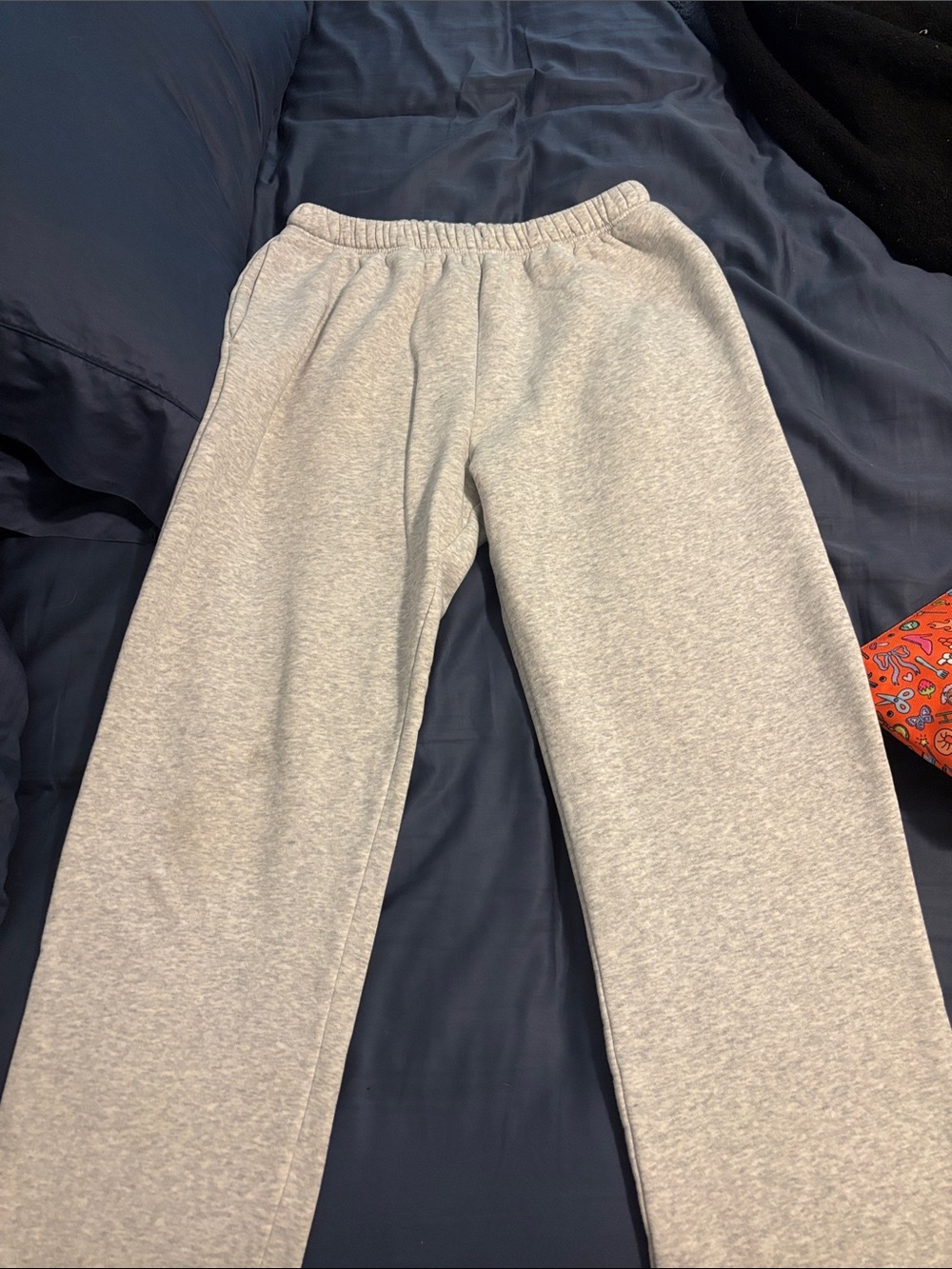 SKIMS Men's Heather Gray Sweatpant Joggers